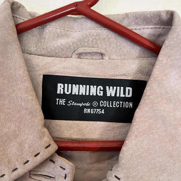 Running Wild REAL Leather Suede Jacket / Coat - Picture 7 of 8